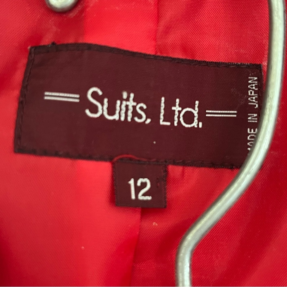Red Power Suit, Vintage. Very Good/ Like New Condition! - Picture 4 of 17